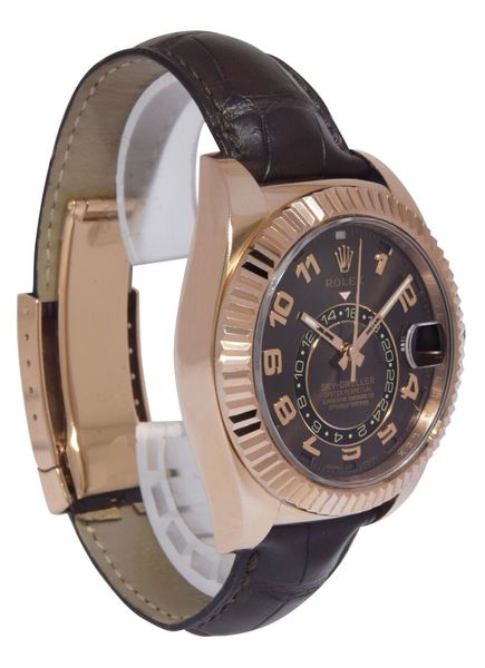 Rolex Sky-Dweller 326135